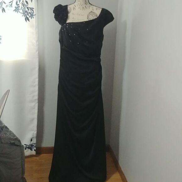 NWT black satin chiffon Sparkle One Shoulder special occasion Dress Sz 18 - Picture 1 of 12